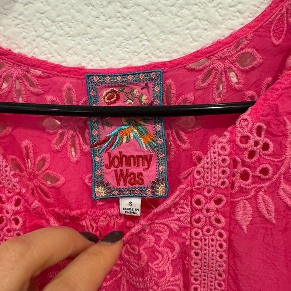 Johnny was pink tank top - Picture 3 of 6